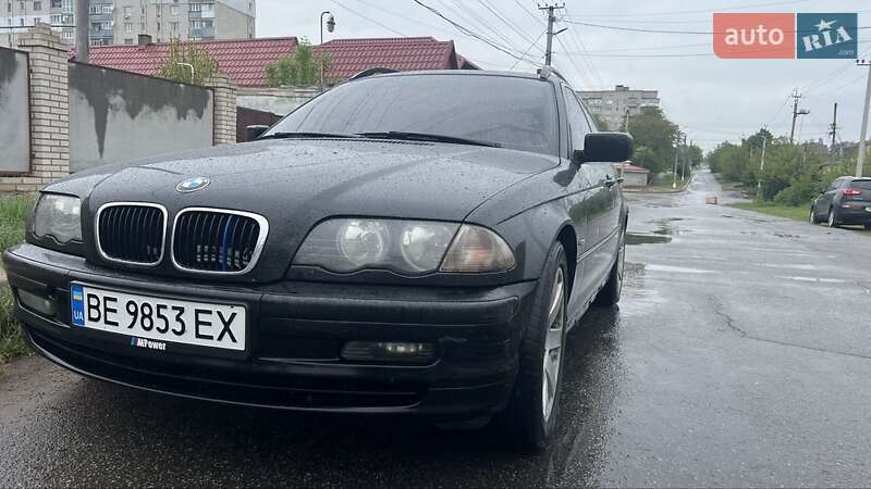 Універсал BMW 3 Series 2001 в Первомайську
