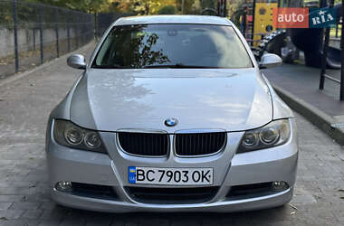 Седан BMW 3 Series 2005 в Львові