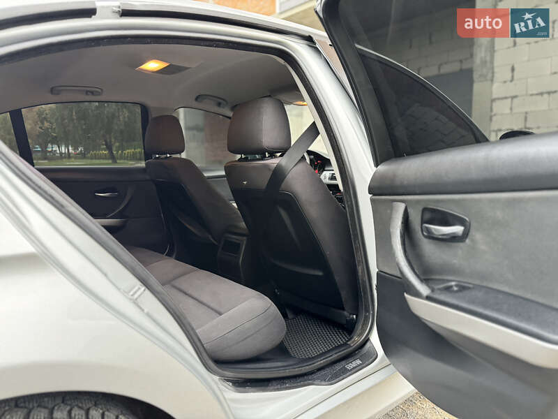 Седан BMW 3 Series 2007 в Хмельницькому