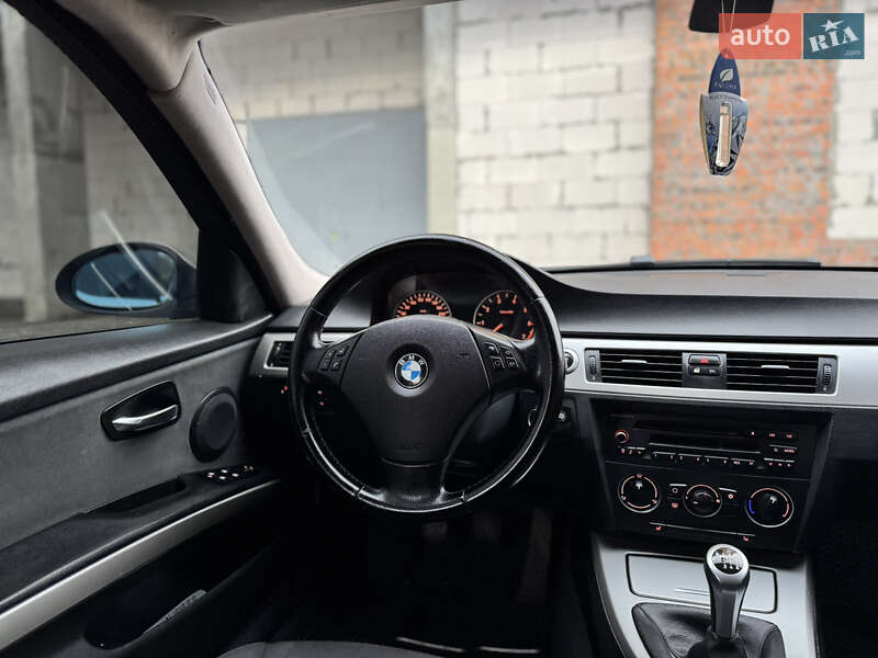 Седан BMW 3 Series 2007 в Хмельницькому