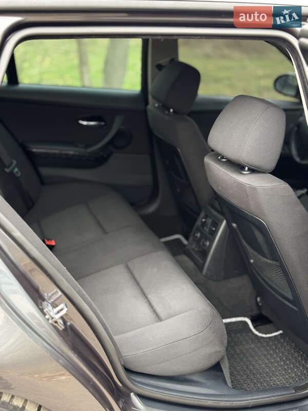Универсал BMW 3 Series 2006 в Краматорске