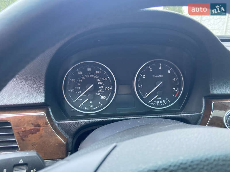 Седан BMW 3 Series 2010 в Новомосковске фото 19 Седан BMW 3 Series 2010 в Новомосковске