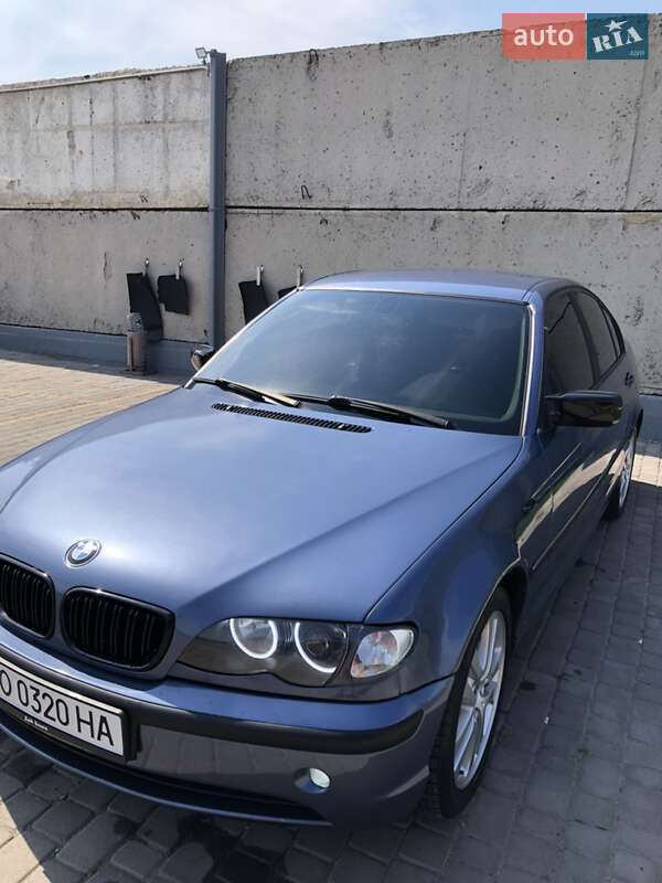 Седан BMW 3 Series 2002 в Белогорье