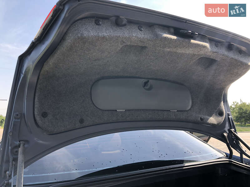 Седан BMW 3 Series 2002 в Белогорье