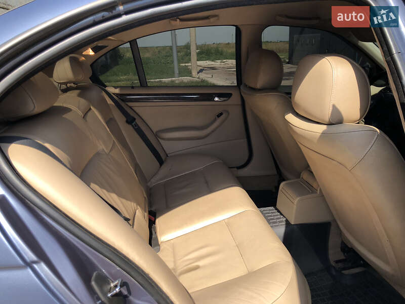 Седан BMW 3 Series 2002 в Белогорье