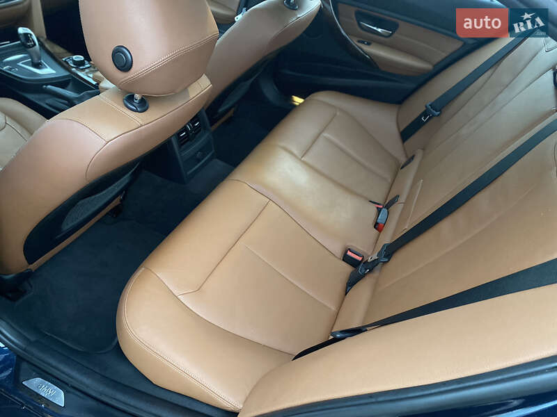 Седан BMW 3 Series 2013 в Луцьку