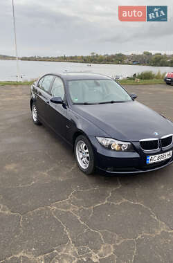 Седан BMW 3 Series 2005 в Балті
