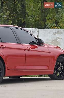 Седан BMW 3 Series 2016 в 