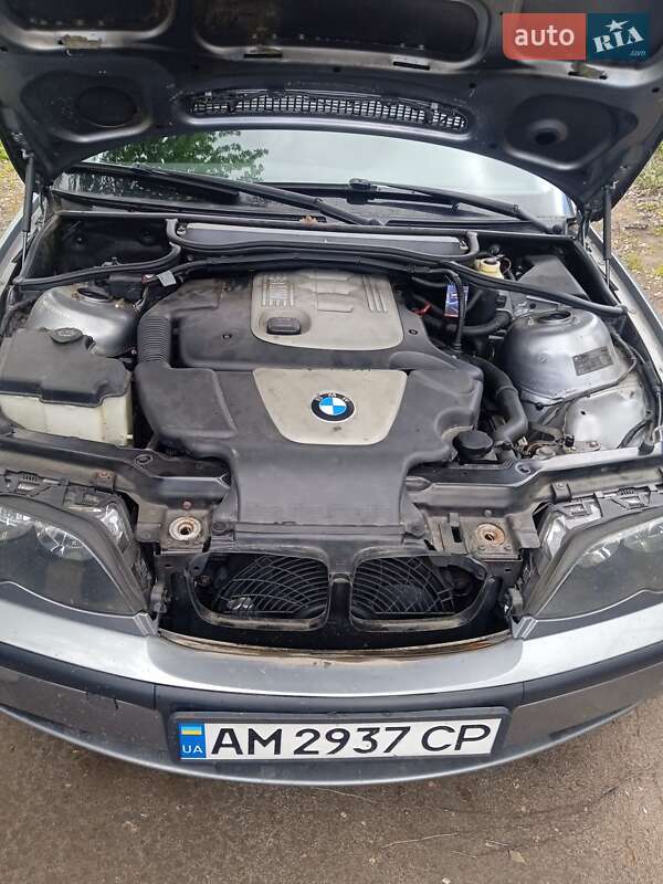 Универсал BMW 3 Series 2004 в Коростене