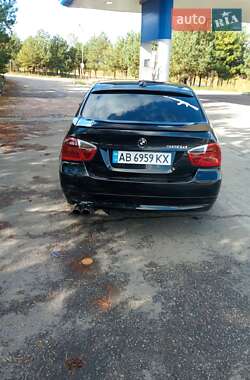 Седан BMW 3 Series 2006 в  фото 19 Седан BMW 3 Series 2006 в