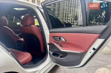 Седан BMW 3 Series 2025 в 