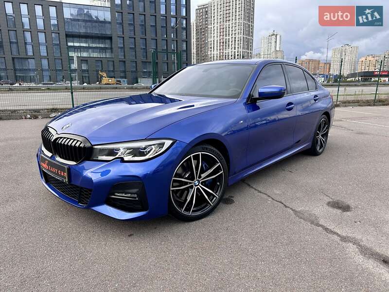 Седан BMW 3 Series 2022 в Киеве