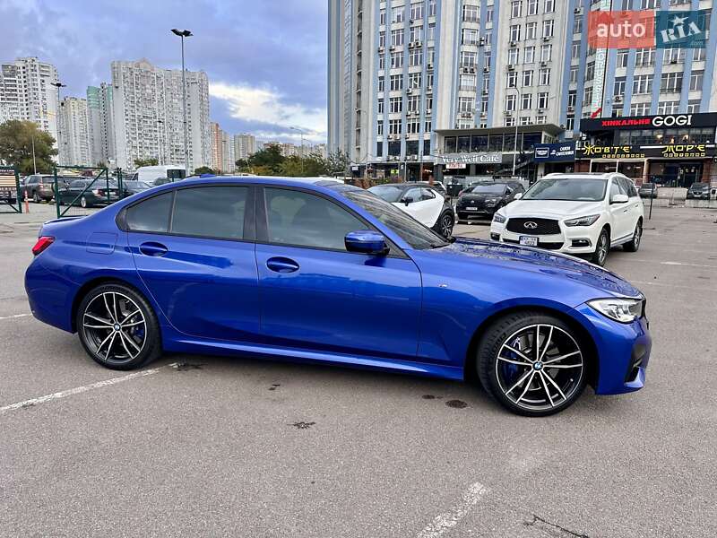 Седан BMW 3 Series 2022 в Киеве