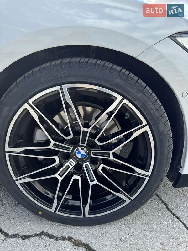 Седан BMW 3 Series 2020 в Кропивницком