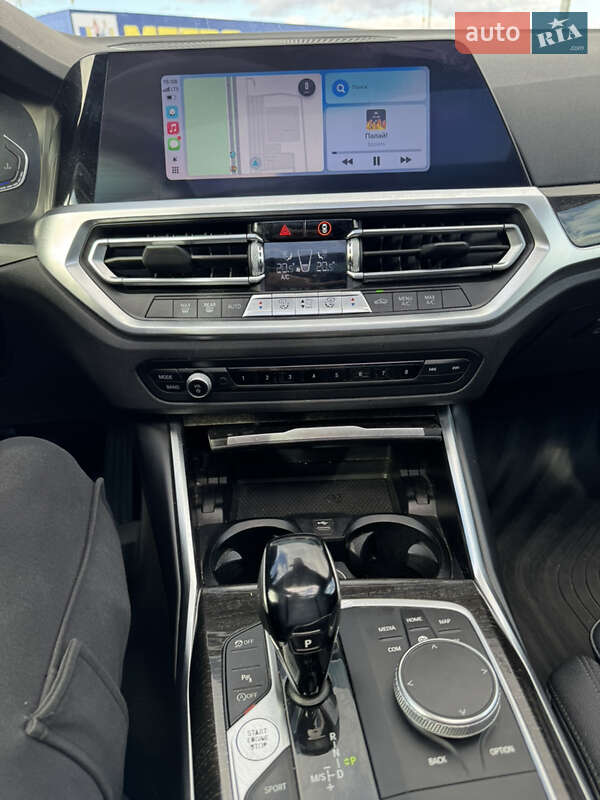 Седан BMW 3 Series 2020 в Кропивницком