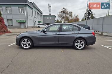 Седан BMW 3 Series 2015 в 