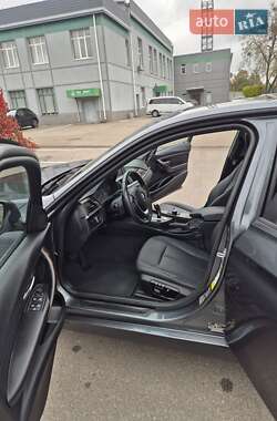 Седан BMW 3 Series 2015 в 