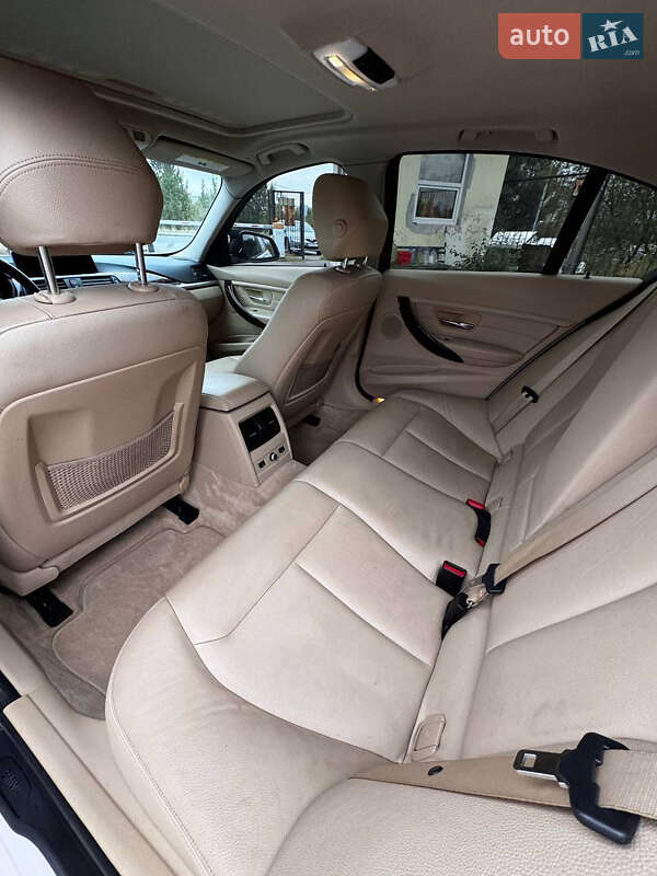 Седан BMW 3 Series 2013 в Киеве фото 7 Седан BMW 3 Series 2013 в Киеве