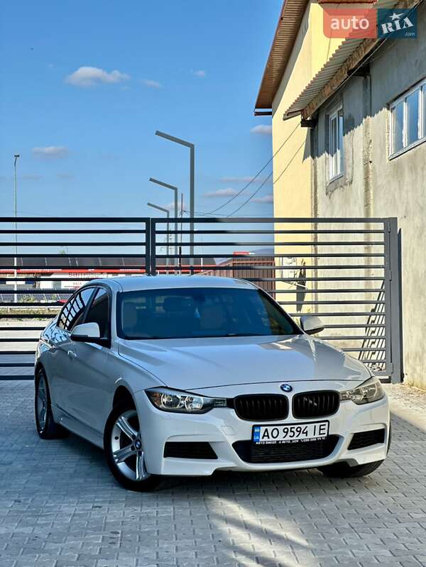 Седан BMW 3 Series 2012 в Ужгороде