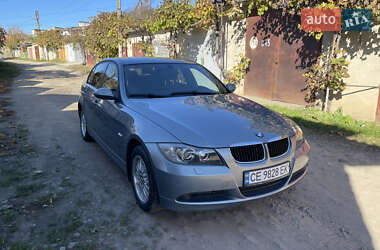 Седан BMW 3 Series 2005 в Чернівцях