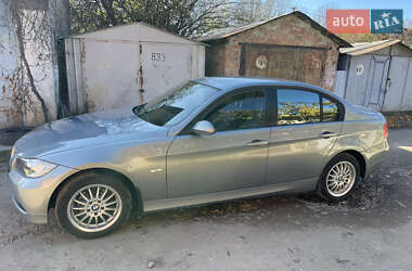 Седан BMW 3 Series 2005 в  фото 11 Седан BMW 3 Series 2005 в