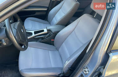 Седан BMW 3 Series 2005 в  фото 27 Седан BMW 3 Series 2005 в