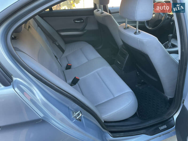 Седан BMW 3 Series 2005 в Чернівцях фото 32 Седан BMW 3 Series 2005 в Чернівцях