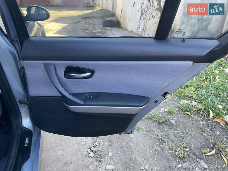 Седан BMW 3 Series 2005 в Чернівцях фото 33 Седан BMW 3 Series 2005 в Чернівцях