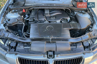Седан BMW 3 Series 2005 в  фото 44 Седан BMW 3 Series 2005 в