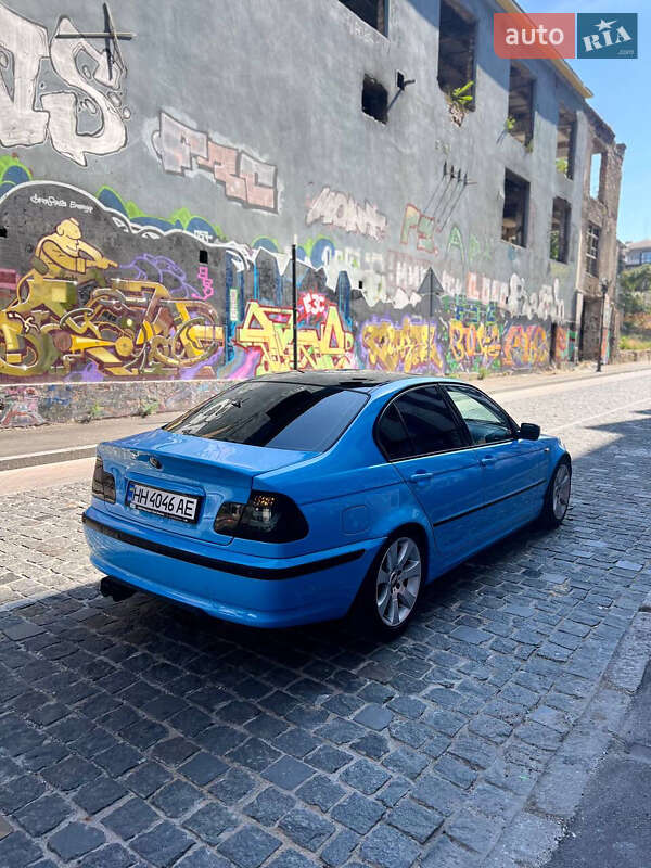 Седан BMW 3 Series 2003 в Одессе