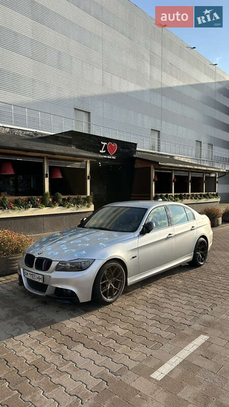 BMW 3 Series 2011 BMW 3 Series 2011