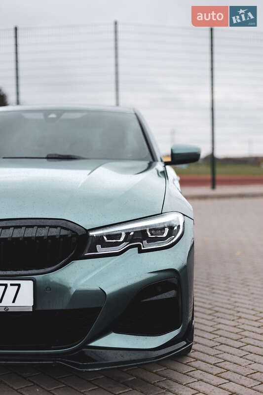 Седан BMW 3 Series 2020 в Бучаче