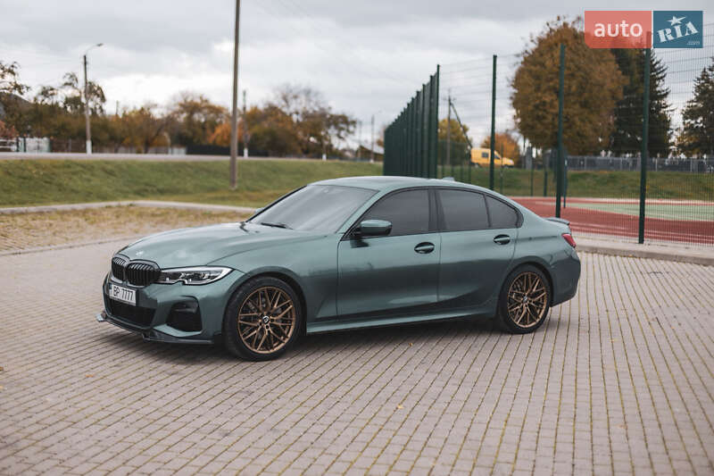 Седан BMW 3 Series 2020 в Бучаче