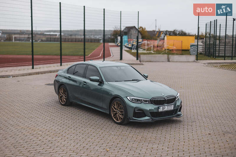 Седан BMW 3 Series 2020 в Бучаче