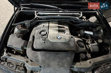 Универсал BMW 3 Series 2001 в  фото 23 Универсал BMW 3 Series 2001 в