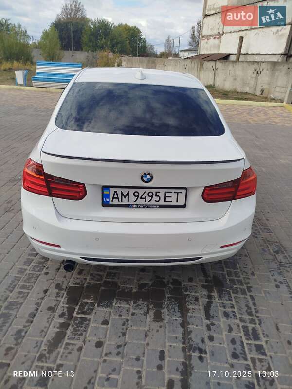 Седан BMW 3 Series 2013 в Белгороде-Днестровском