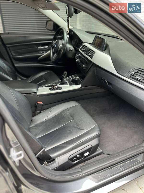Седан BMW 3 Series 2013 в Хмельницькому