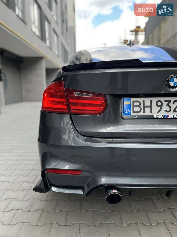Седан BMW 3 Series 2013 в Хмельницькому