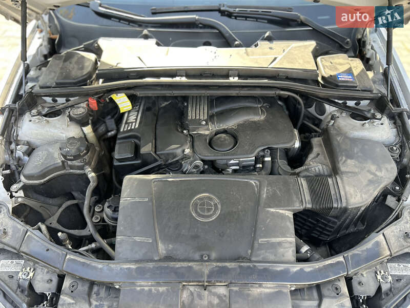 Седан BMW 3 Series 2005 в Луцке