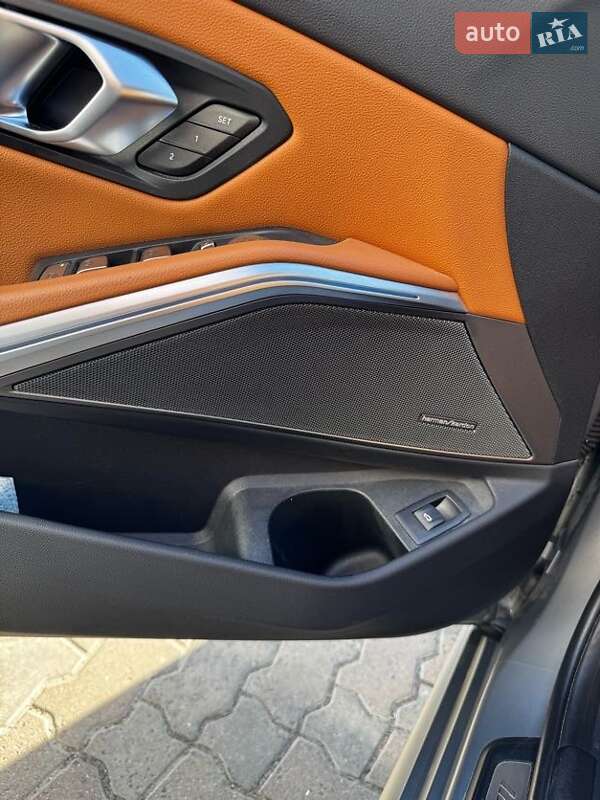 Седан BMW 3 Series 2023 в Львове