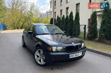 Седан BMW 3 Series 2003 в Ромнах
