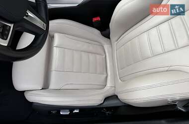 Седан BMW 3 Series 2019 в 