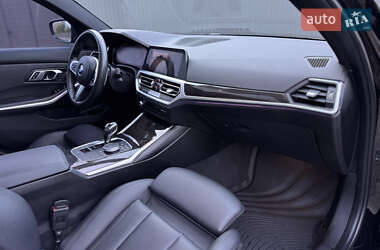 Седан BMW 3 Series 2019 в 