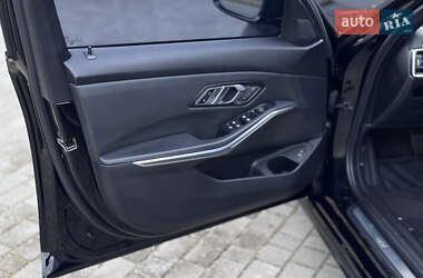 Седан BMW 3 Series 2019 в 