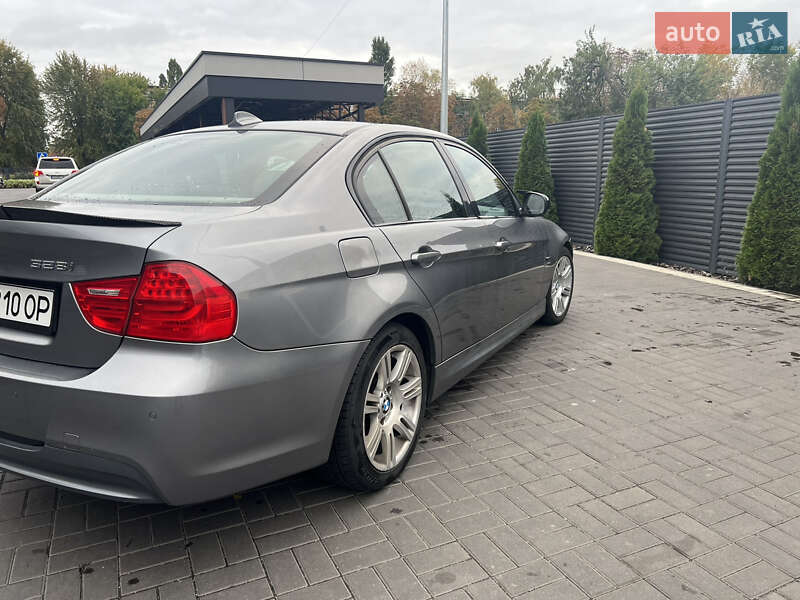 Седан BMW 3 Series 2010 в Черкасах фото 5 Седан BMW 3 Series 2010 в Черкасах