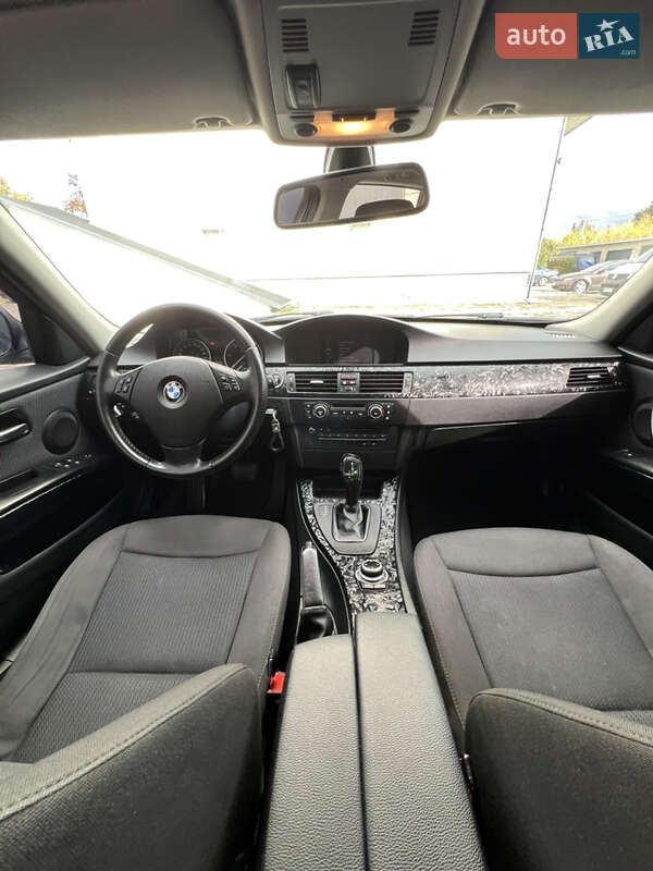 Универсал BMW 3 Series 2011 в Березному