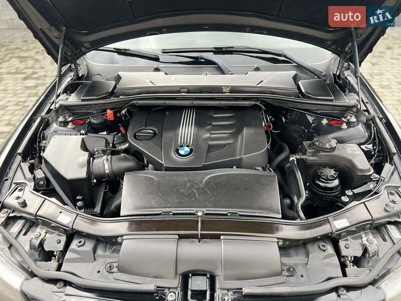 Универсал BMW 3 Series 2011 в Березному