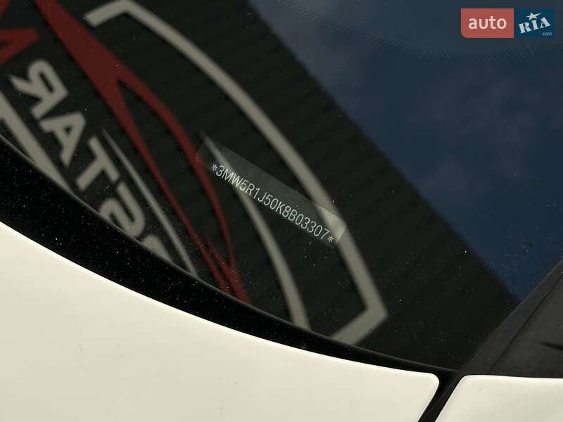 Седан BMW 3 Series 2019 в Мукачево фото 43 Седан BMW 3 Series 2019 в Мукачево