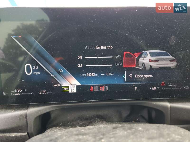 Седан BMW 3 Series 2023 в Львове