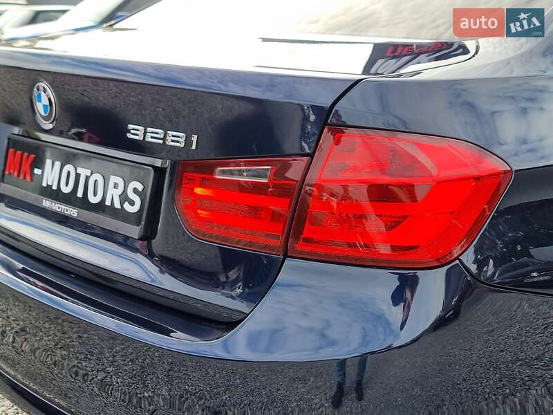 Седан BMW 3 Series 2012 в Києві